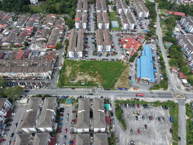 Tanah Komersial untuk Dijual di Batu Caves (Selangor) - Mohammad Omar - PropertyGuru.com.my