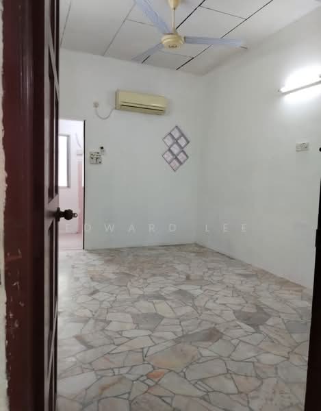 1-storey Terraced House for Rent in Taman Iping (Batu Maung) - Edward Lee - Interior - PropertyGuru.com.my