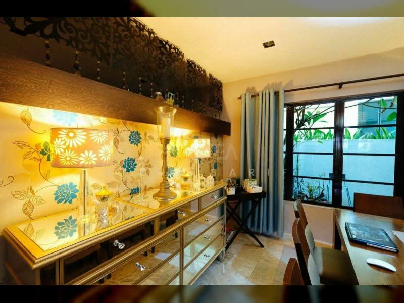 Rumah Banglo untuk Dijual di Seksyen 13 (Shah Alam) - Reena Sarif - PropertyGuru.com.my