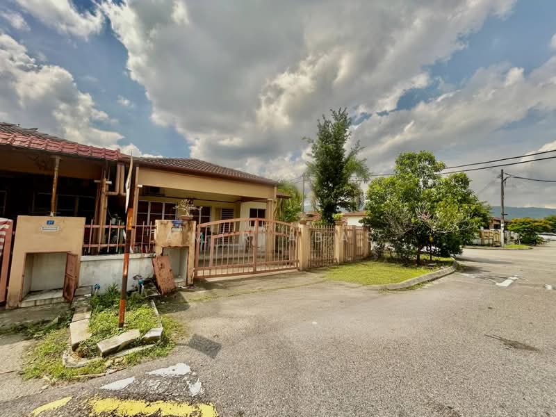 Rumah Teres 1 Tingkat untuk Dijual di Semenyih (Selangor) - Amir Abas - Exterior - PropertyGuru.com.my