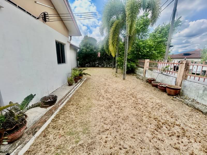 Rumah Teres 1 Tingkat untuk Dijual di Semenyih (Selangor) - Amir Abas - Exterior - PropertyGuru.com.my