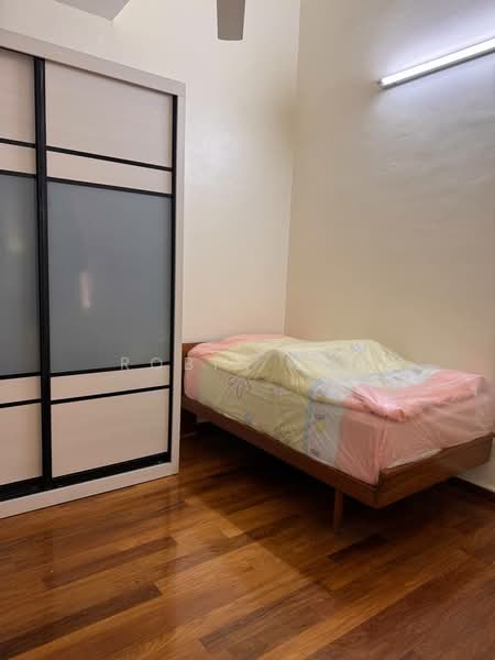 Rumah Teres 1.5 Tingkat untuk Dijual di Taman Pelangi Indah (Ulu Tiram) - Robin Lim - Bedroom - PropertyGuru.com.my