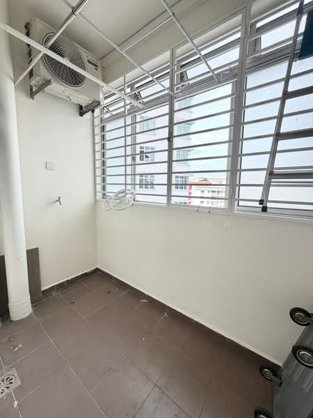 Servis Apartment untuk Disewa di Larkin Heights - Christina Ling - PropertyGuru.com.my