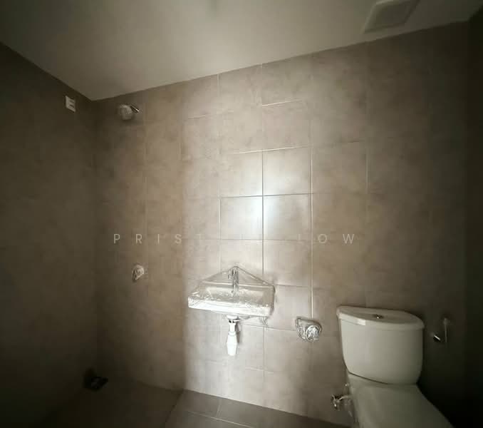 Service Residence for Sale at One Equine - Pristine Low - Bathroom - PropertyGuru.com.my