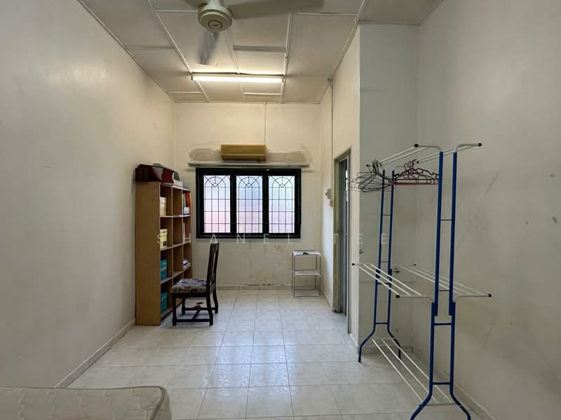 Rumah Teres 2 Tingkat untuk Dijual di Taman Sri Kluang (Kluang) - Shanel Tee - Interior - PropertyGuru.com.my