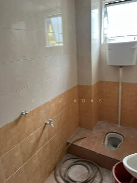 Shop / Office for Rent in Shah Alam (Selangor) - Azwa Abas - Bathroom - PropertyGuru.com.my