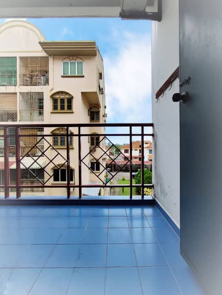 Pangsapuri untuk Dijual di Golden Showers (Kondo Ruby) - BL Bong - PropertyGuru.com.my