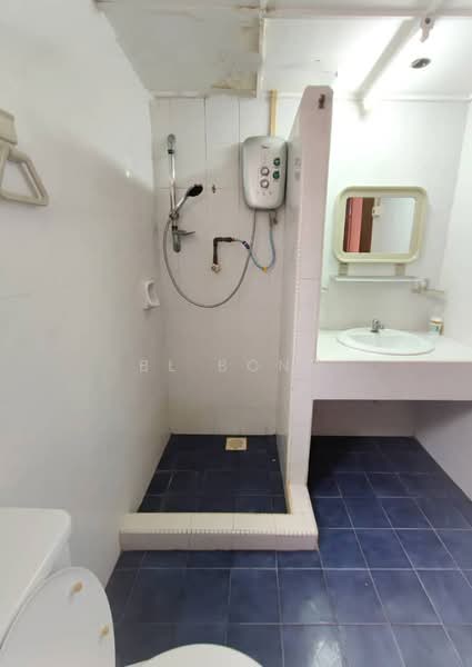 Pangsapuri untuk Dijual di Golden Showers (Kondo Ruby) - BL Bong - PropertyGuru.com.my