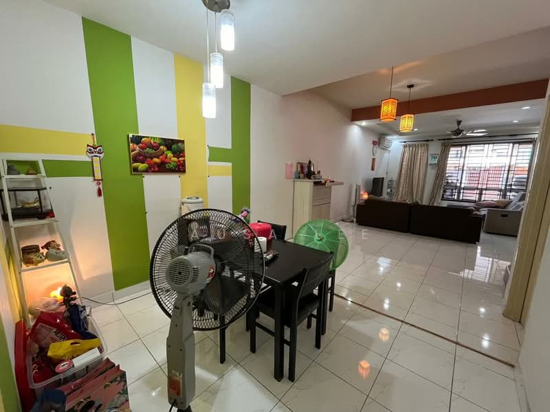 Rumah Teres 2 Tingkat untuk Dijual di Perling (Skudai) - Sausa Lee - Living Room - PropertyGuru.com.my