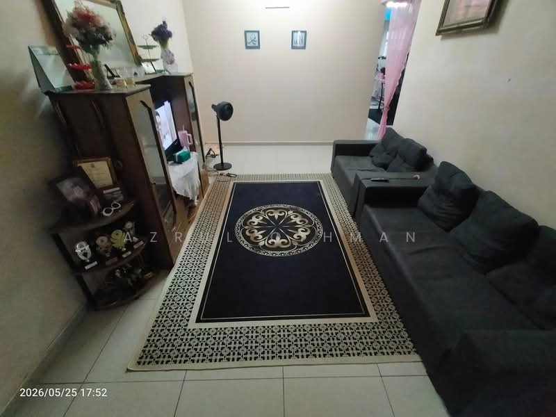 1-storey Terraced House for Sale in Taman Nusa Intan (Senawang) - Azrul Othman - Living Room - PropertyGuru.com.my