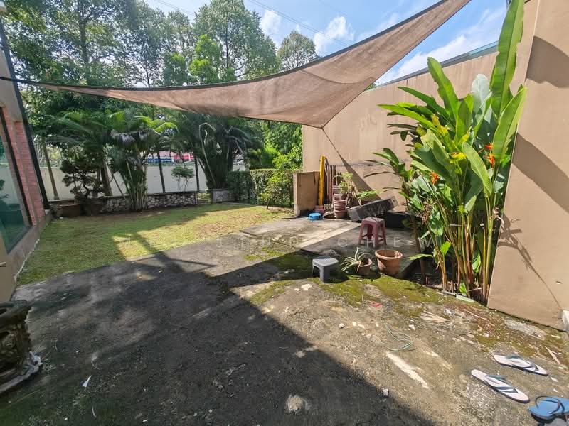 2.5-storey Terraced House for Sale in Lake Edge (Puchong) - MEI JIUN CHEW - Garden - PropertyGuru.com.my