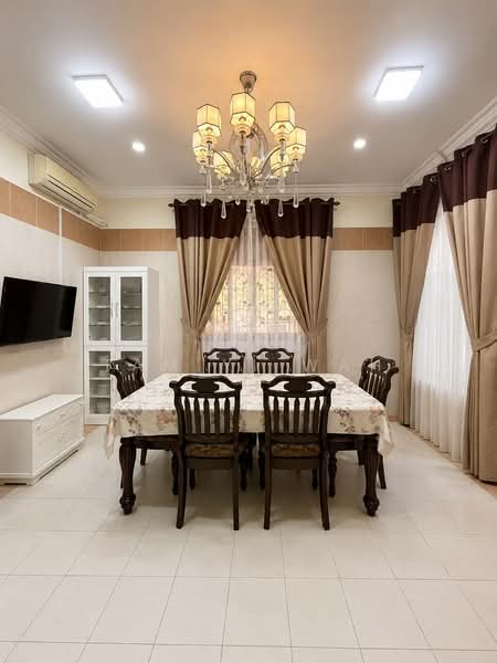 Semi-Detached House for Sale in Petaling Jaya (Selangor) - Tam Yi Wah - Dining Room - PropertyGuru.com.my