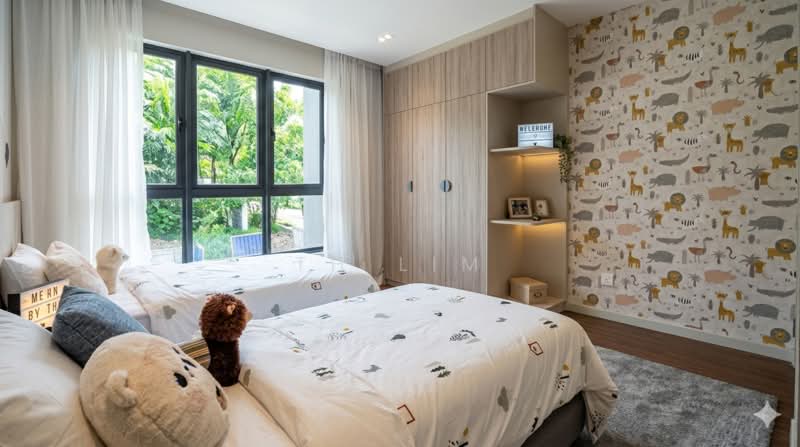Semi-Detached House for Sale in Seri Kembangan (Selangor) - TH Lim - Bedroom - PropertyGuru.com.my