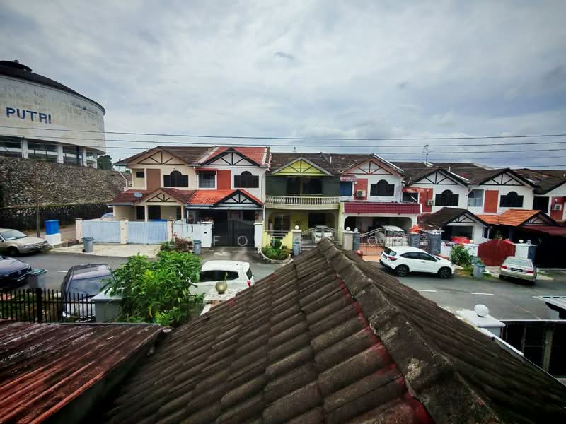 Rumah Teres 2 Tingkat untuk Dijual di Taman Sri Putri (Skudai) - Ee Fong Toh - PropertyGuru.com.my