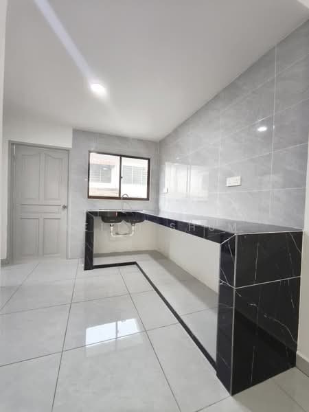 Terraced House for Sale in Taman Damai Jaya (Skudai) - Keith Shum - Kitchen - PropertyGuru.com.my