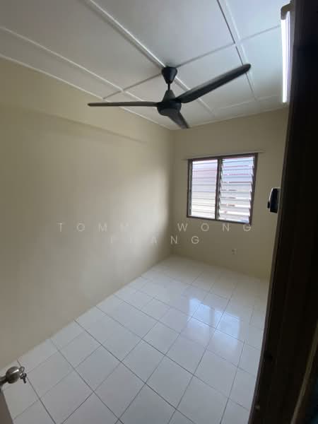 Rumah Teres 2 Tingkat untuk Dijual di Lestari Putra (Seri Kembangan) - Tommy Wong Phang - Interior - PropertyGuru.com.my