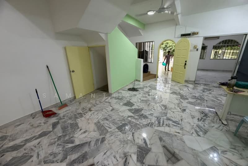 Rumah Teres 2 Tingkat untuk Dijual di Bandar Baru Sri Petaling (Sri Petaling) - Samantha Chooi - Living Room - PropertyGuru.com.my