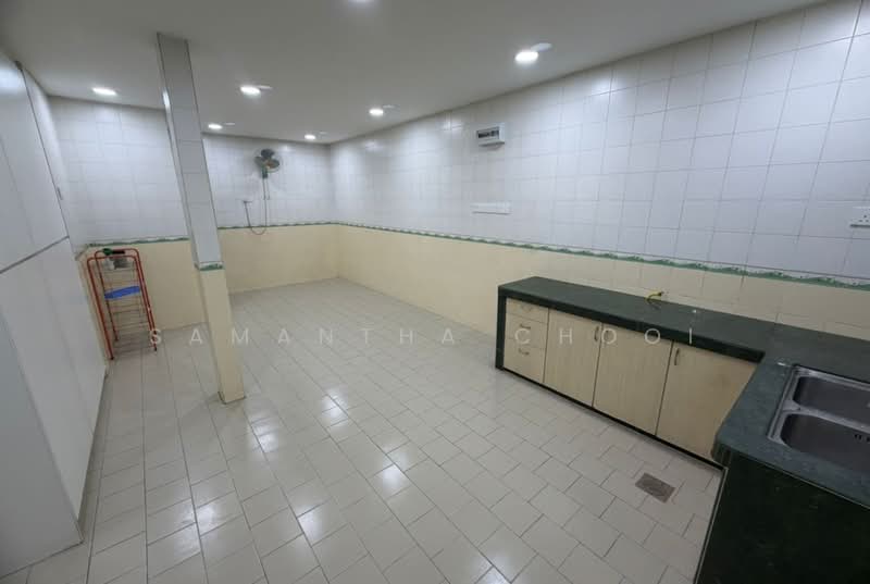 Rumah Teres 2 Tingkat untuk Dijual di Bandar Baru Sri Petaling (Sri Petaling) - Samantha Chooi - Kitchen - PropertyGuru.com.my
