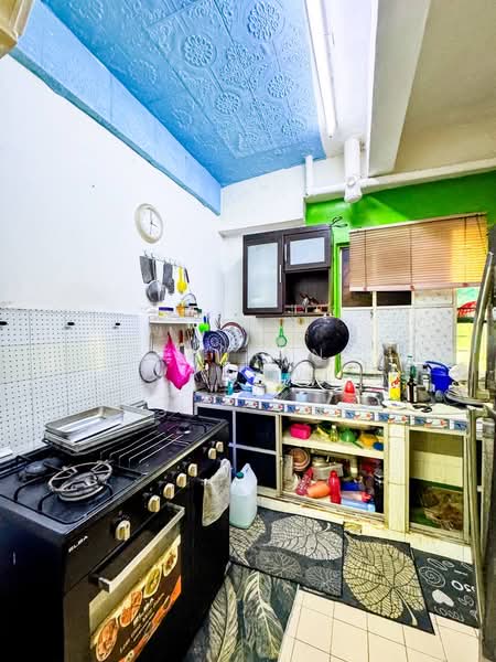 Pangsapuri untuk Dijual di Pangsapuri Perkasa - Fauran Nawawi - Kitchen - PropertyGuru.com.my