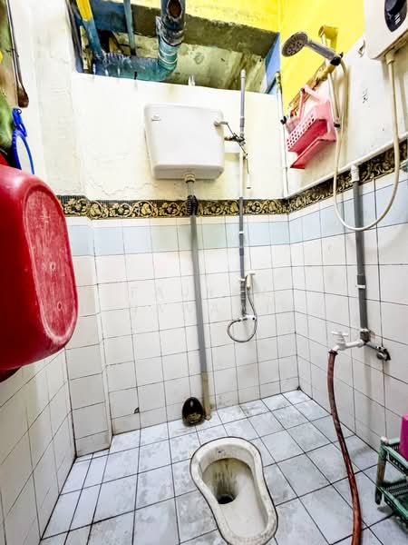 Pangsapuri untuk Dijual di Pangsapuri Perkasa - Fauran Nawawi - PropertyGuru.com.my