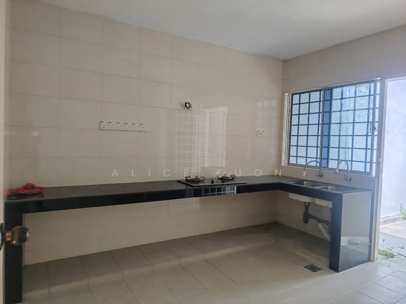 Rumah Teres 2 Tingkat untuk Dijual di SS18 (Subang Jaya) - Alice Kuon - Kitchen - PropertyGuru.com.my