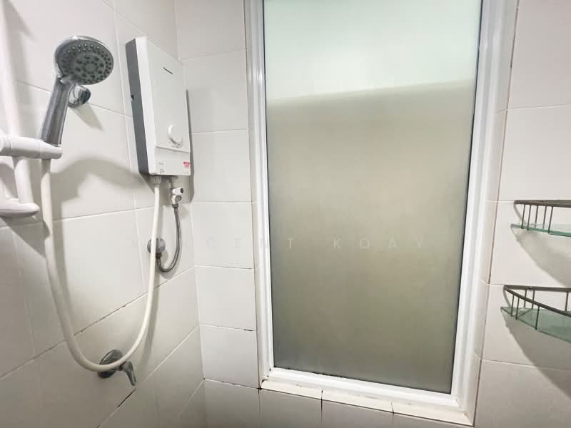 Condominium for Rent at SummerSkye Residences - Vincent Koay - Bathroom - PropertyGuru.com.my