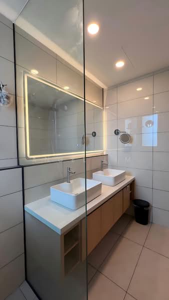 Servis Apartment untuk Disewa di Duta Park Residences - Angel Lim - Bathroom - PropertyGuru.com.my