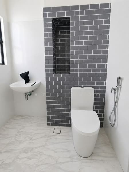 Rumah Teres 2 Tingkat untuk Dijual di Panorama Lapangan Perdana (Ipoh) - Qazin Khoo - Bathroom - PropertyGuru.com.my