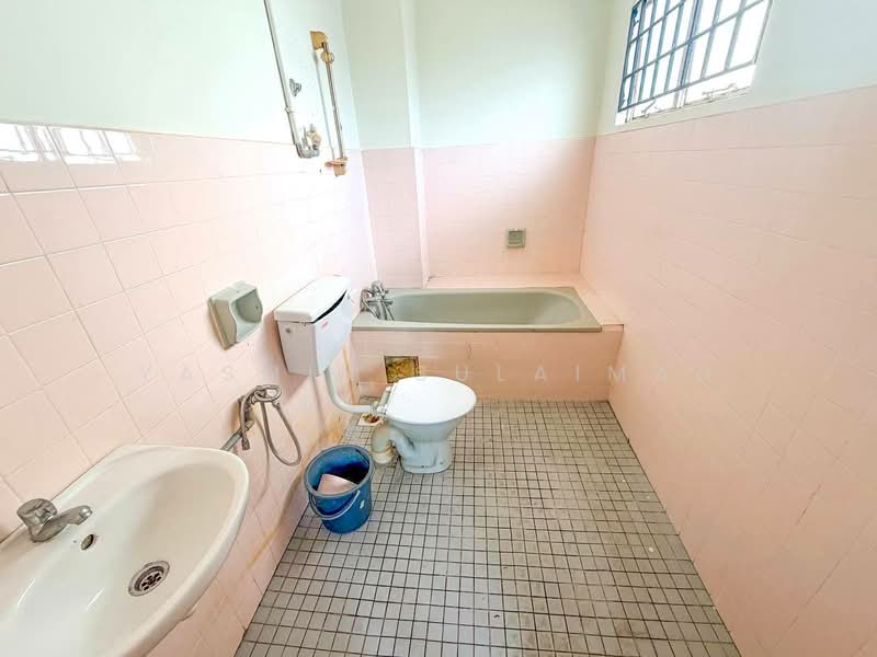 Rumah Teres 2 Tingkat untuk Dijual di Taman Minang (Cheras) - Yasmin Sulaiman - PropertyGuru.com.my