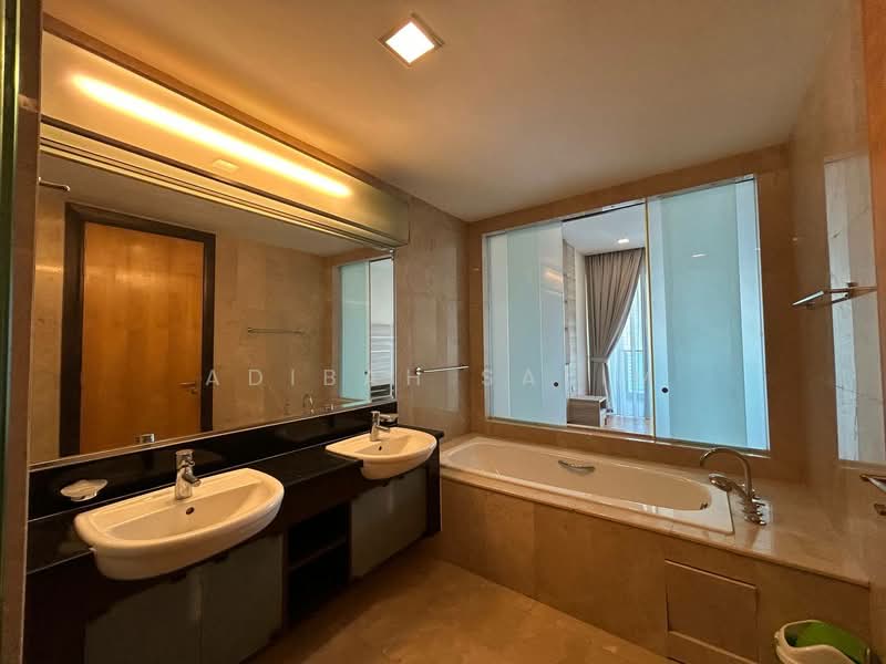 Kondominium untuk Dijual di Cendana - Adibah Salim - Bathroom - PropertyGuru.com.my