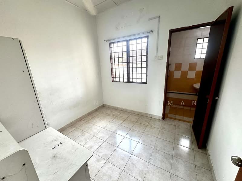 2-storey Terraced House for Sale in Taman Cahaya Alam (Shah Alam) - Yasmin Sulaiman - PropertyGuru.com.my