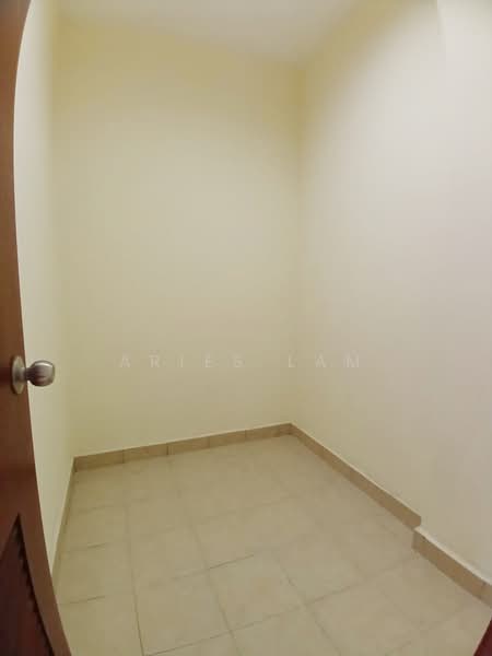 Apartment for Sale at Molek Pine 2 - Aries Lam - PropertyGuru.com.my