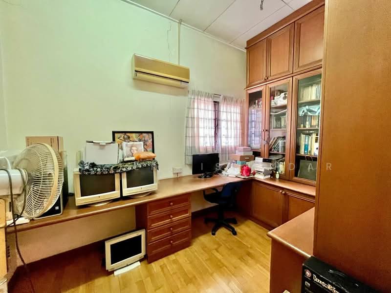 2-storey Terraced House for Sale in Bukit Jelutong (Shah Alam) - Shaziery Iskandar - PropertyGuru.com.my