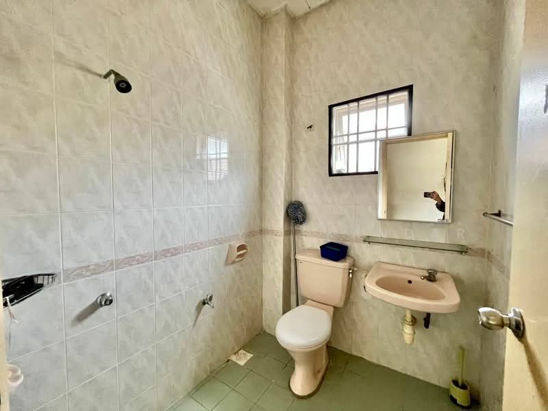 2-storey Terraced House for Sale in Bukit Jelutong (Shah Alam) - Shaziery Iskandar - PropertyGuru.com.my