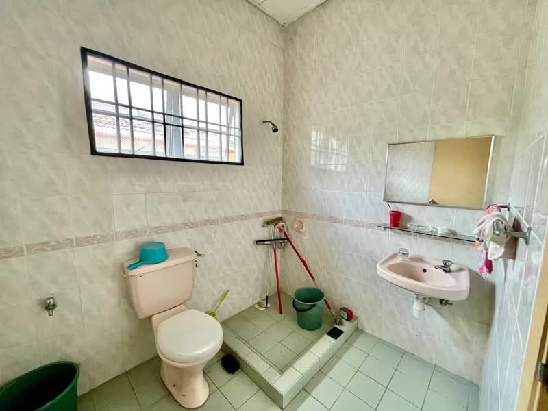 2-storey Terraced House for Sale in Bukit Jelutong (Shah Alam) - Shaziery Iskandar - PropertyGuru.com.my