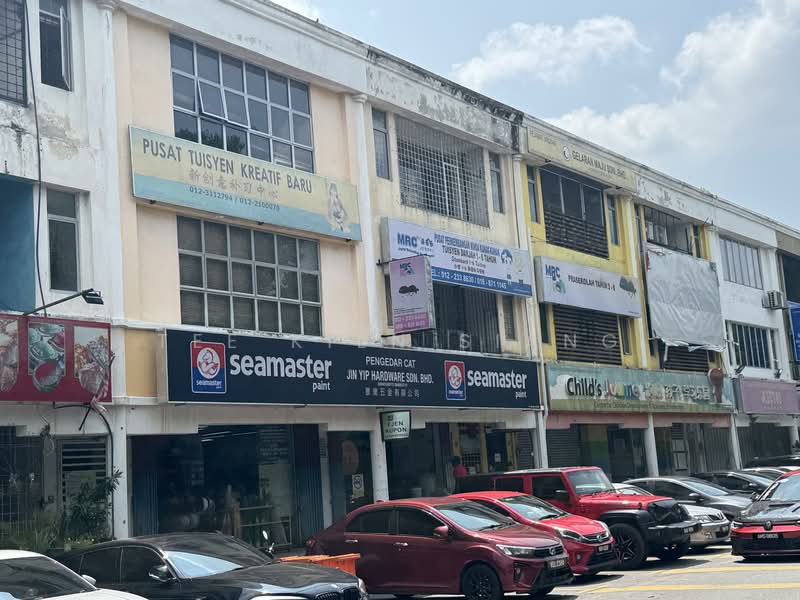 Shop for Rent in Bandar Puchong Utama (Puchong) - Tee Kien Siang - Exterior - PropertyGuru.com.my