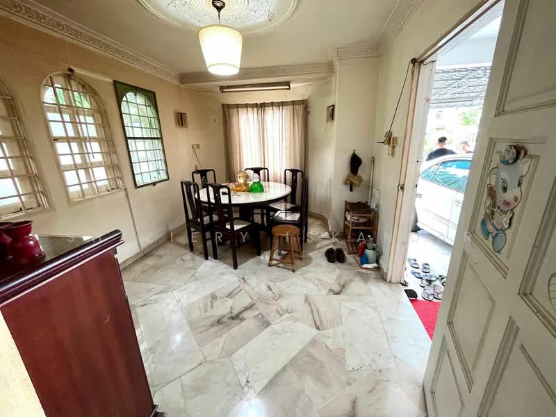 Rumah Teres 2 Tingkat untuk Dijual di Batu Caves (Selangor) - Shaziery Iskandar - PropertyGuru.com.my