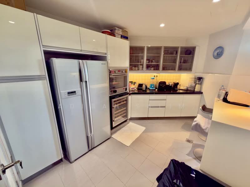 Condominium for Sale at Robson Condominium - Adibah Salim - Kitchen - PropertyGuru.com.my