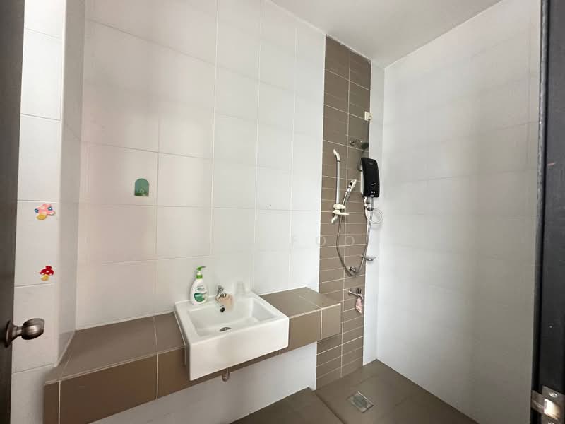 Semi-Detached House for Sale in Johor Bahru (Johor) - Ben Foo - Bathroom - PropertyGuru.com.my