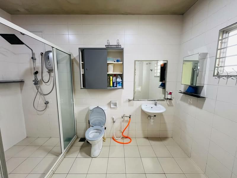Rumah Teres 3 Tingkat untuk Dijual di Taman Ayer Panas (Setapak) - Yasmin Sulaiman - Bathroom - PropertyGuru.com.my