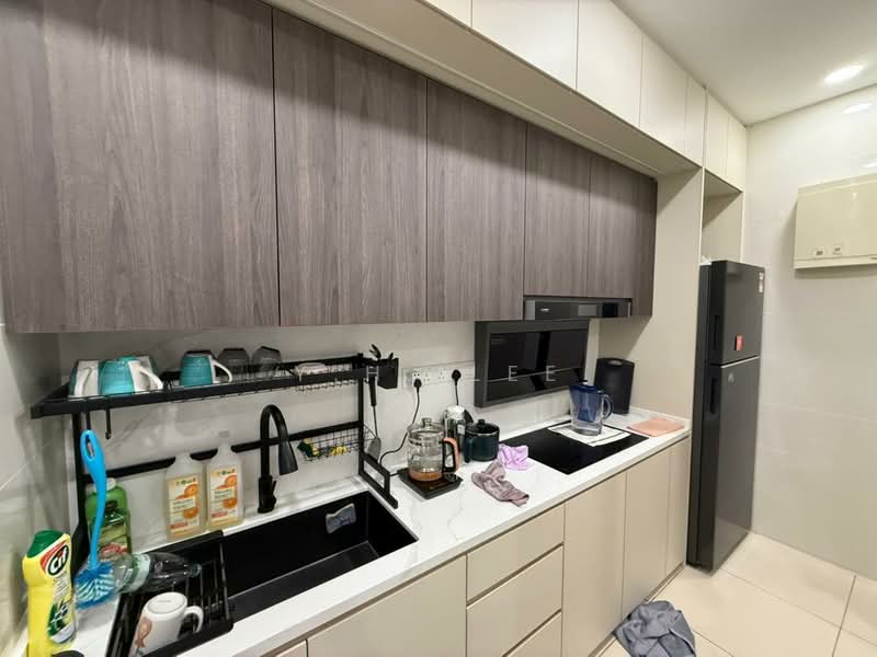 Condominium for Rent at Sky Condominium (Skyz Residence) - Y.H. Lee - Kitchen - PropertyGuru.com.my
