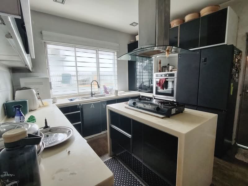 Semi-Detached House for Sale in Taman Saujana Emas (Kajang) - May Chan - Kitchen - PropertyGuru.com.my