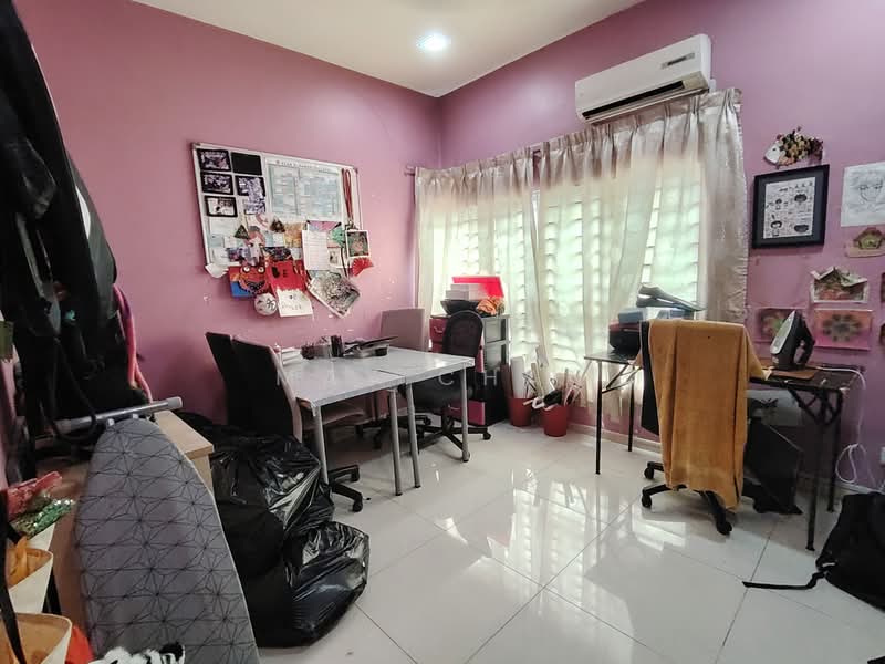 Semi-Detached House for Sale in Taman Saujana Emas (Kajang) - May Chan - Study - PropertyGuru.com.my
