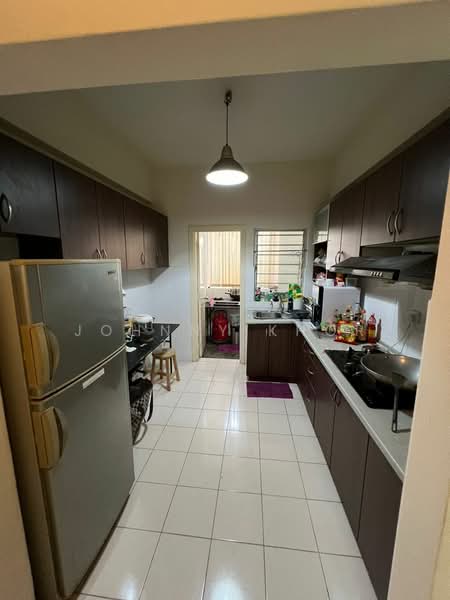 Condominium for Rent at Seri Maya Condominium - Johnny Khor - Kitchen - PropertyGuru.com.my