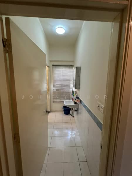 Condominium for Rent at Seri Maya Condominium - Johnny Khor - Corridor - PropertyGuru.com.my