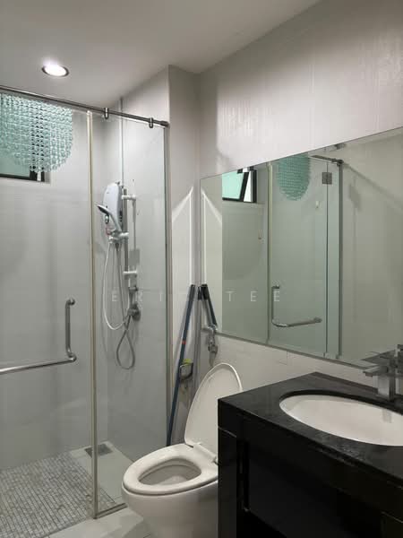 Pangsapuri untuk Disewa di Impiana - Eric Tee - Bathroom - PropertyGuru.com.my