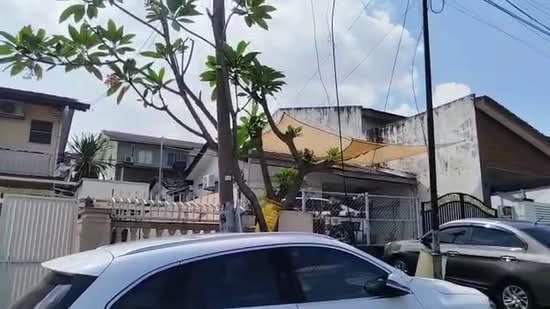 Rumah Berkembar untuk Dijual di Taman Castlefield (Sri Petaling) - Thomas Ching - PropertyGuru.com.my