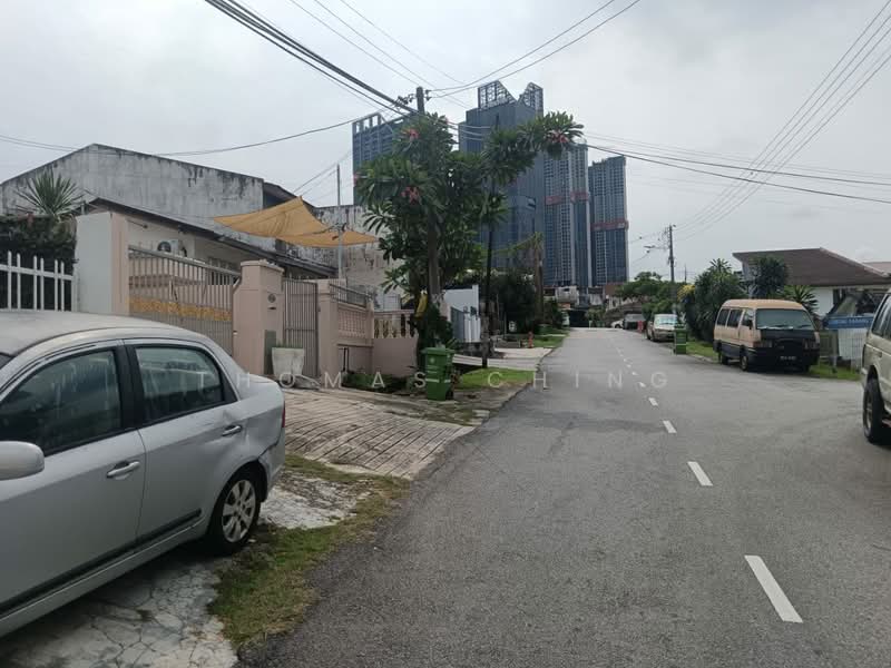 Rumah Berkembar untuk Dijual di Taman Castlefield (Sri Petaling) - Thomas Ching - Exterior - PropertyGuru.com.my