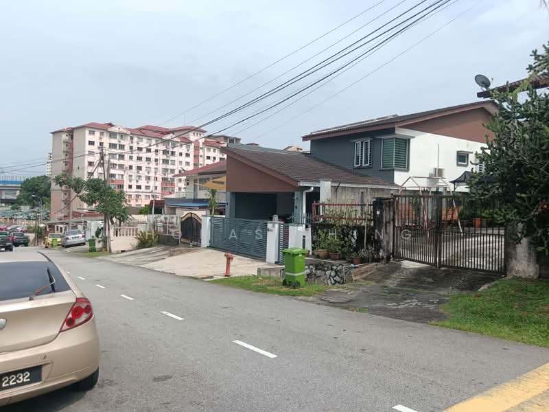 Rumah Berkembar untuk Dijual di Taman Castlefield (Sri Petaling) - Thomas Ching - Exterior - PropertyGuru.com.my