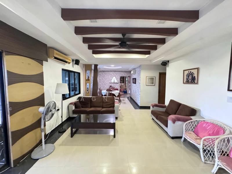 Semi-Detached House for Sale in Taman Johor (Tampoi) - Agnes . - PropertyGuru.com.my